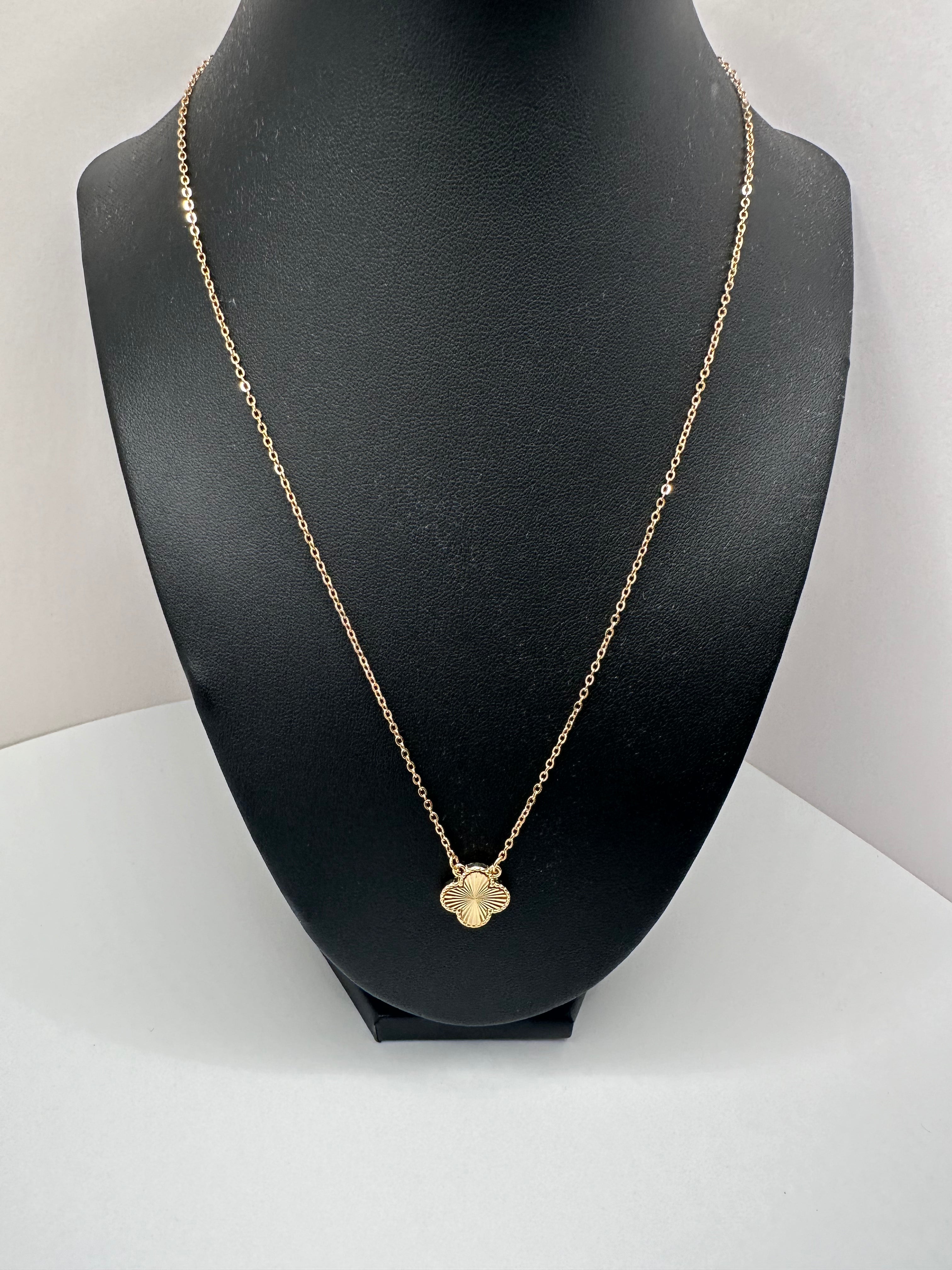 Fashion Clover Necklace